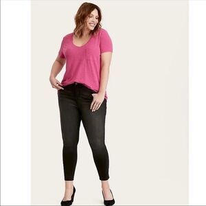 EUC TORRID SIZE 16 HIGH RISE CURVY SKINNY JEANS